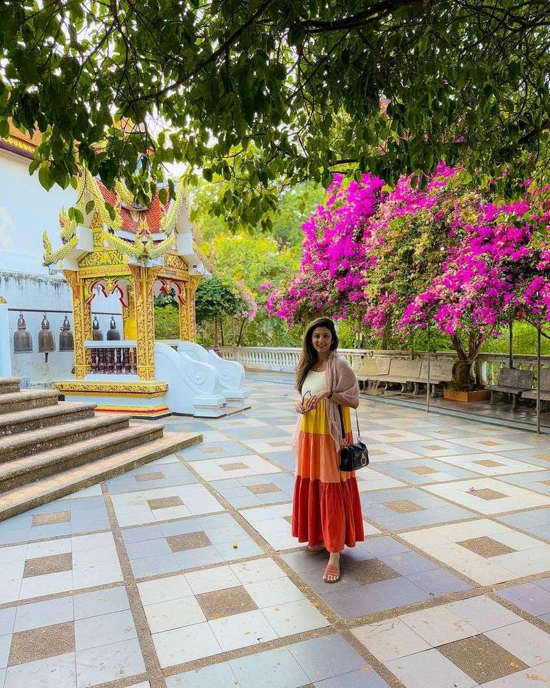 Dressing the same way at every religious or formal site