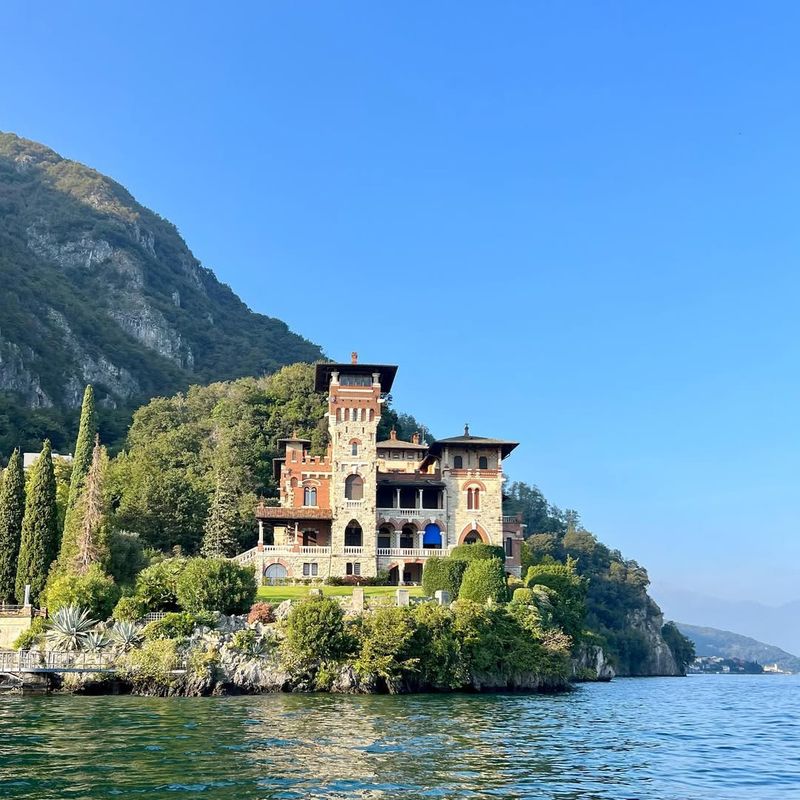 Villa La Gaeta (Villa La Gaetana) — San Siro, Lake Como, Italy