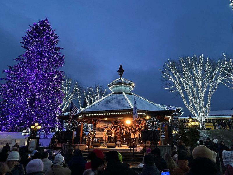 Washington – Leavenworth’s Christmas Lighting Festival