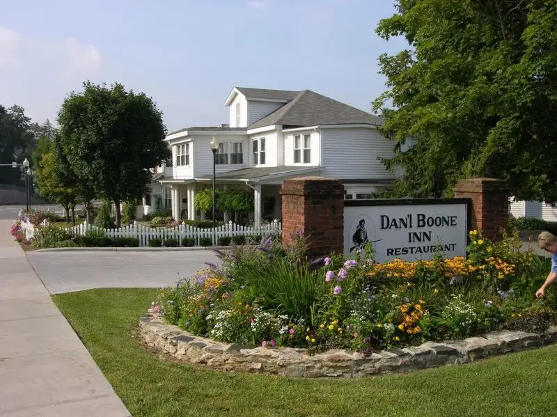 The Daniel Boone Inn – Boone