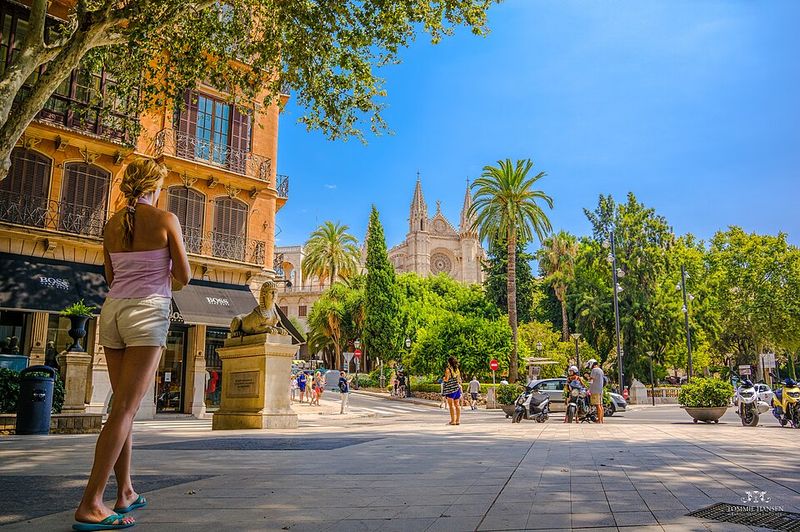 Explore Palma de Mallorca
