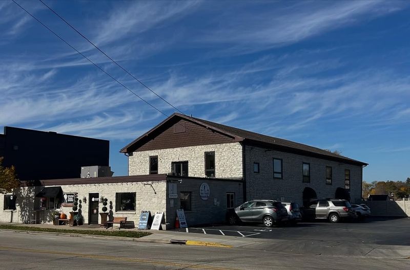 Bo's Schnitzelbunker (Pewaukee)