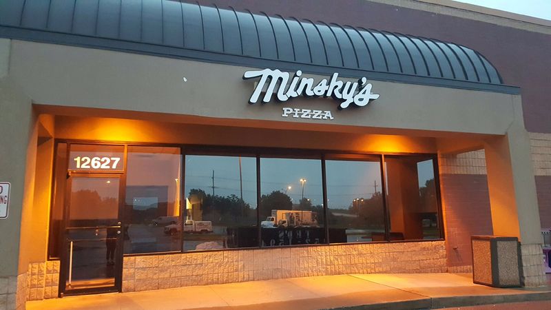 Minsky’s Pizza