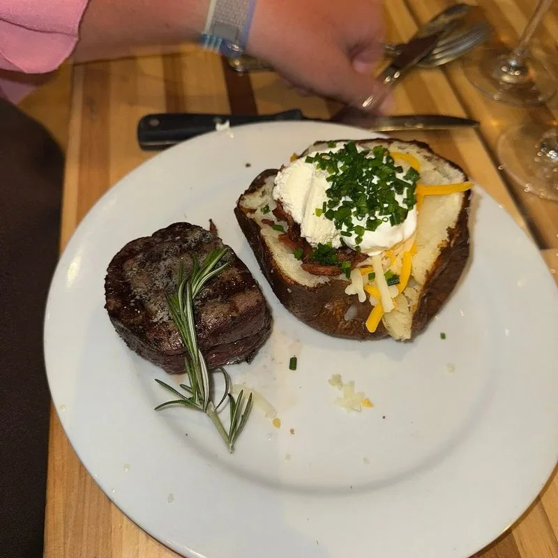 Steaks Fired With Precision and Pride