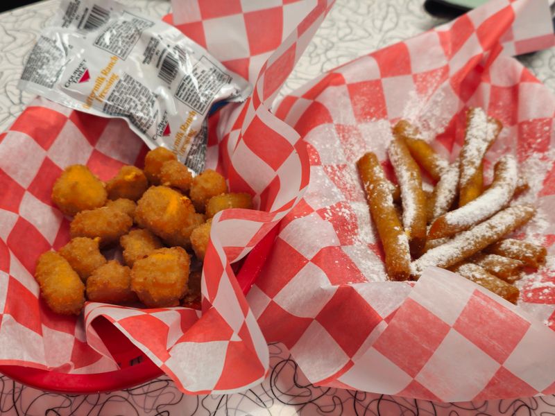 Budgeting your visit: prices, portions, and value picks