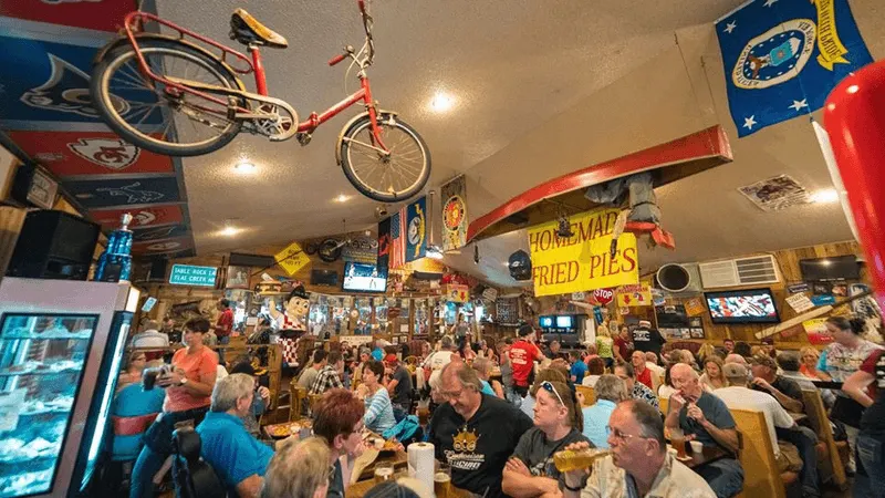 Flat Creek Restaurant (Cape Fair)