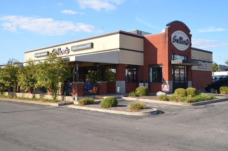 Location, Hours, and First Impressions