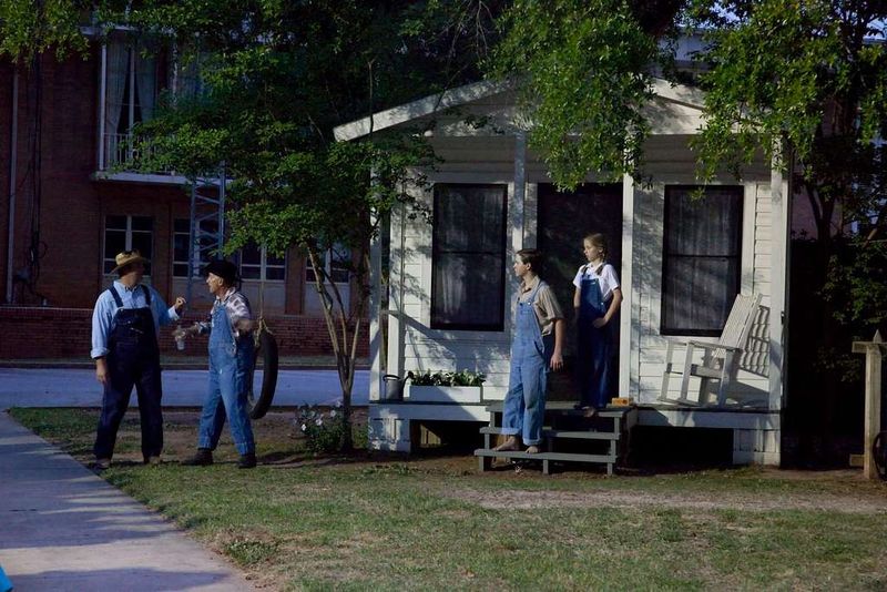 Cattywampus (Southern USA)