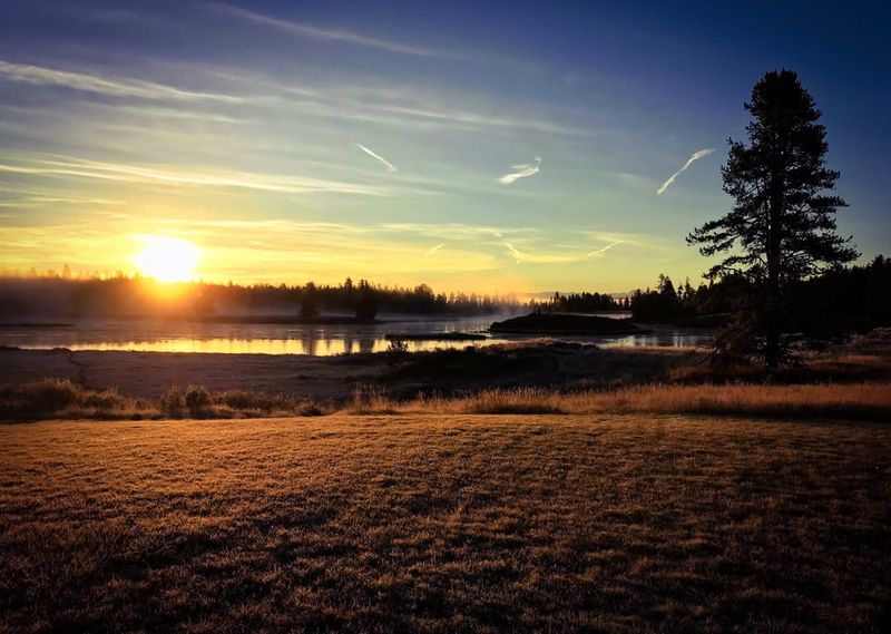 Photography Hotspots and Golden Hour Light