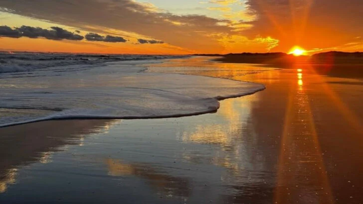 Wind, Waves, and Wild Horses Make North Carolina’s Outer Banks a Peaceful Off-Season Retreat