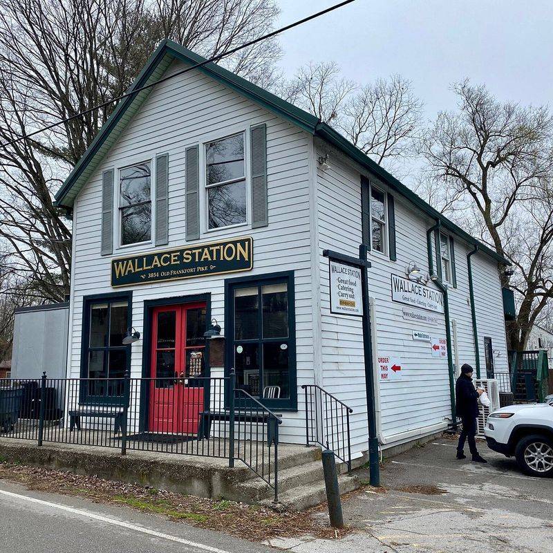 Wallace Station Deli and Bakery (Versailles)