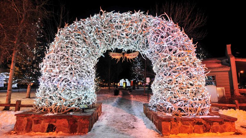 Wyoming – Jackson Town Square Antler Arches