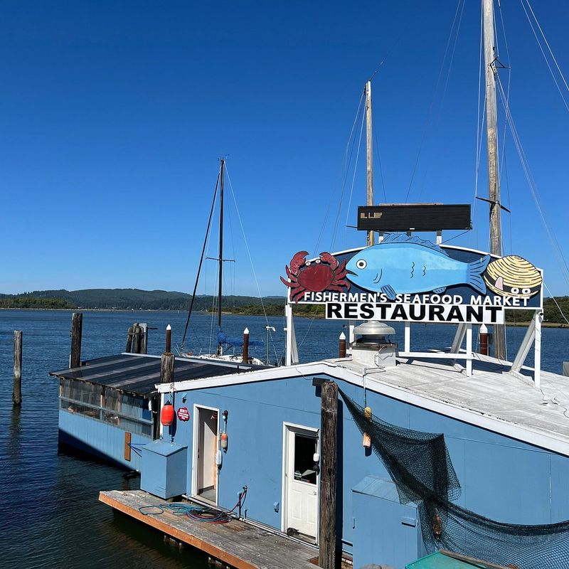 Fishermen’s Seafood Market / The Boat