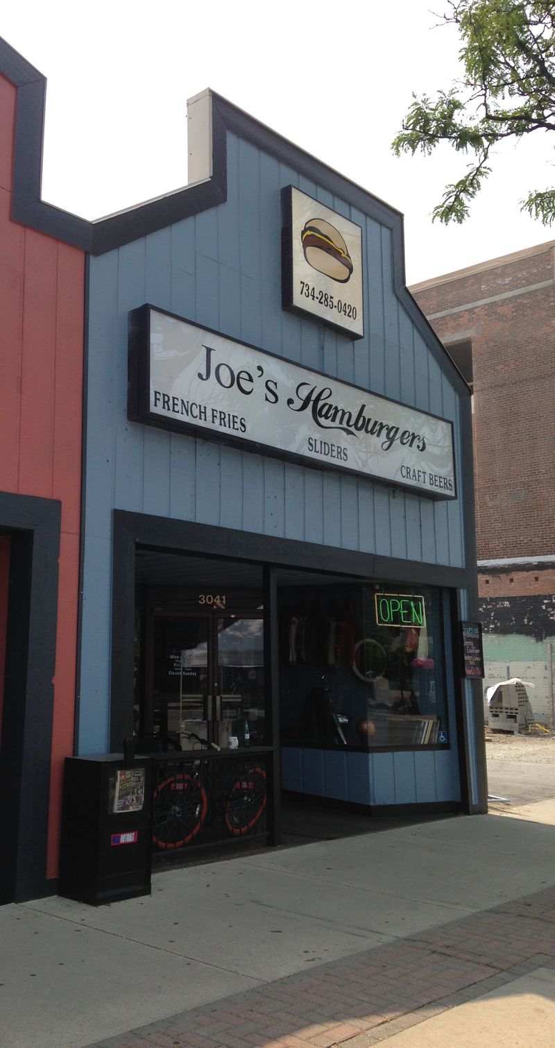 Joe's Hamburgers—Wyandotte