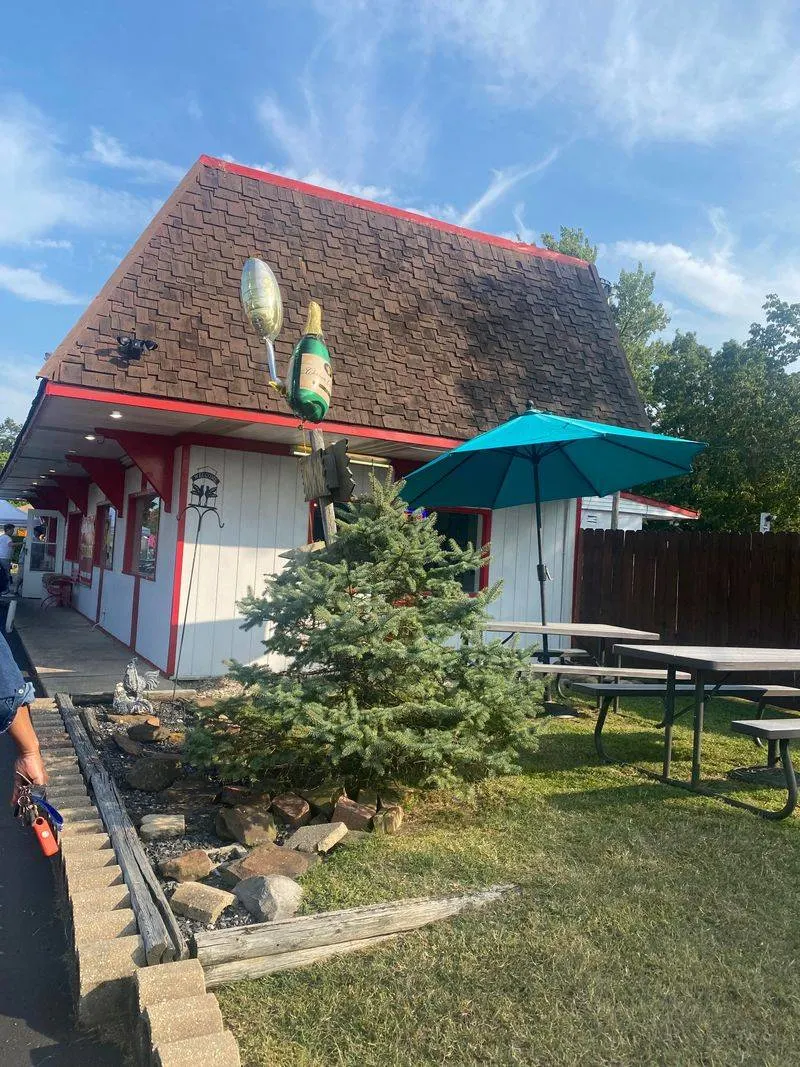 Henri&rsquo;s Hotts Barbeque &mdash; Hammonton