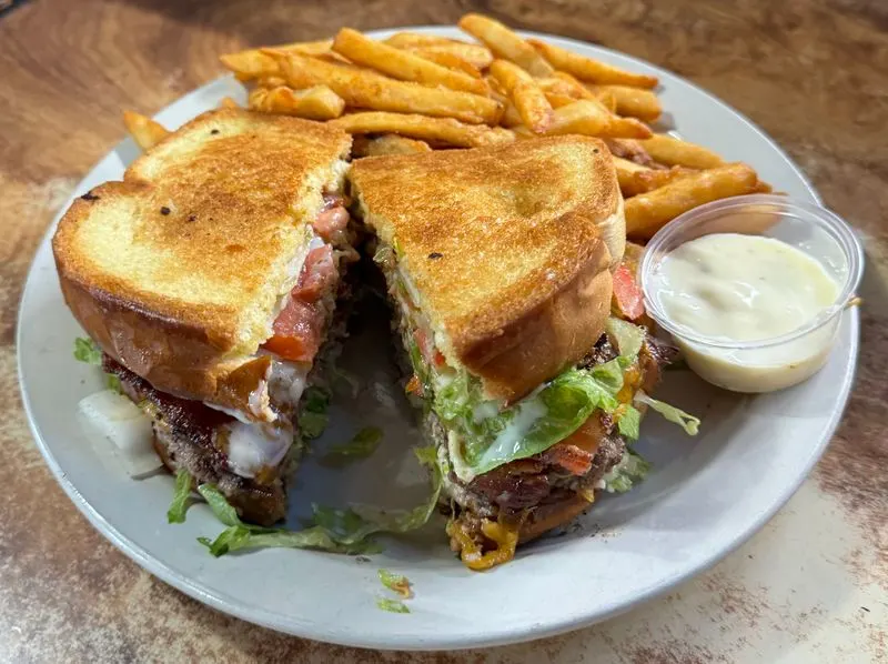 Luxury Diner &mdash; Cheyenne