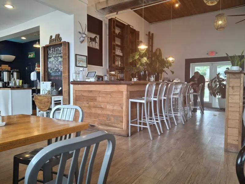 The Backyard &ndash; Milton