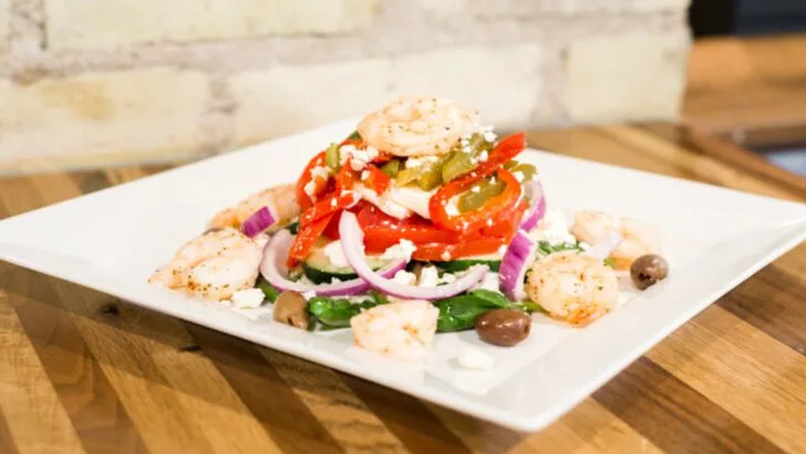 12 North Dakota holiday buffets that help anchor cold-weather meal plans