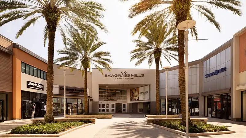 Sawgrass Mills, Sunrise