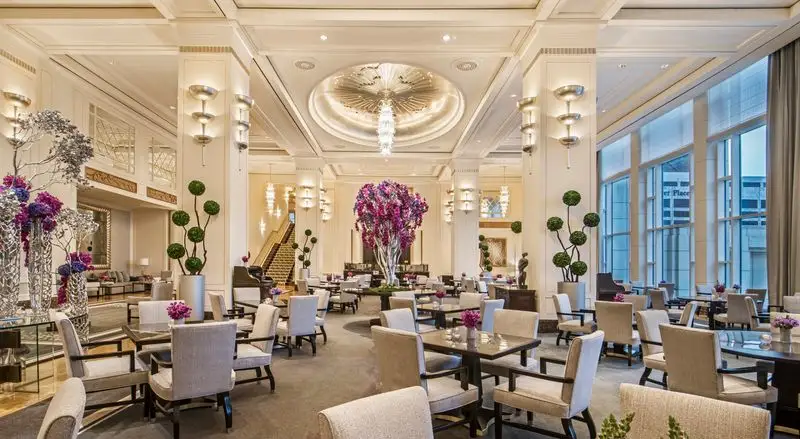 The Peninsula Chicago &mdash; The Lobby (Chicago)