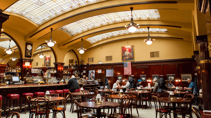 Huber&rsquo;s Caf&eacute; &mdash; Downtown Portland