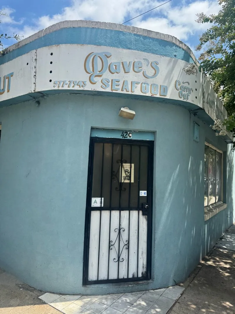 Dave&rsquo;s Carry-Out &ndash; Charleston