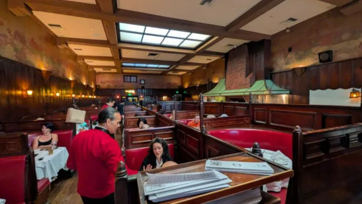 15 Iconic Steakhouses in California That Define West Coast Dining