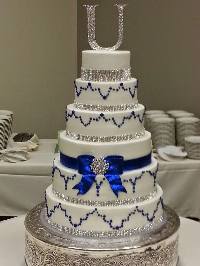 Wedding cakes that whisper and wow