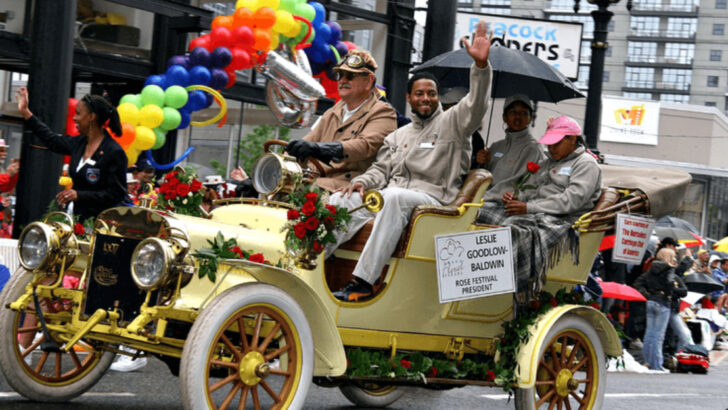 16 U.S. Places That Continue to Host the Same Annual Festival After More Than a Century