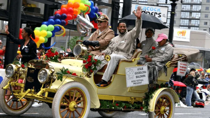 16 U.S. Places That Continue to Host the Same Annual Festival After More Than a Century