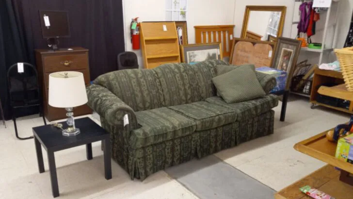 6 Thrift Stores Across Arkansas That Are Easy to Get Lost in for Hours