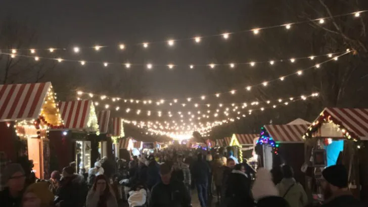 7 Southwest Christmas Markets Offering Festive Lights and Local Vendors