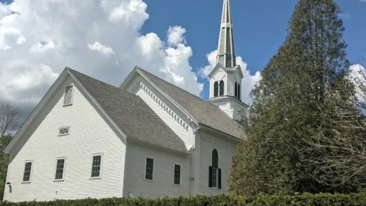 7 Vermont Villages I Drove Through on a Leaf-Peeping Drive and Want to Return Without the Crowd