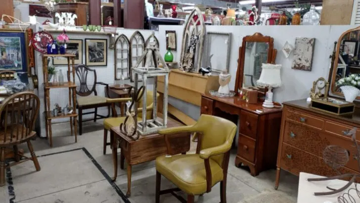 8 flea markets in Arkansas where locals know which booths to check