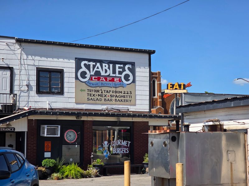 Stables Cafe - Guthrie