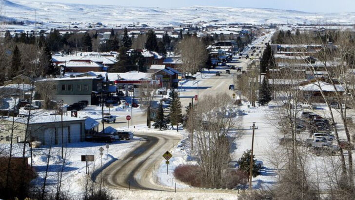 9 Wyoming Towns I Passed Through in Early Winter and Hope to Revisit Once the Snow Settles