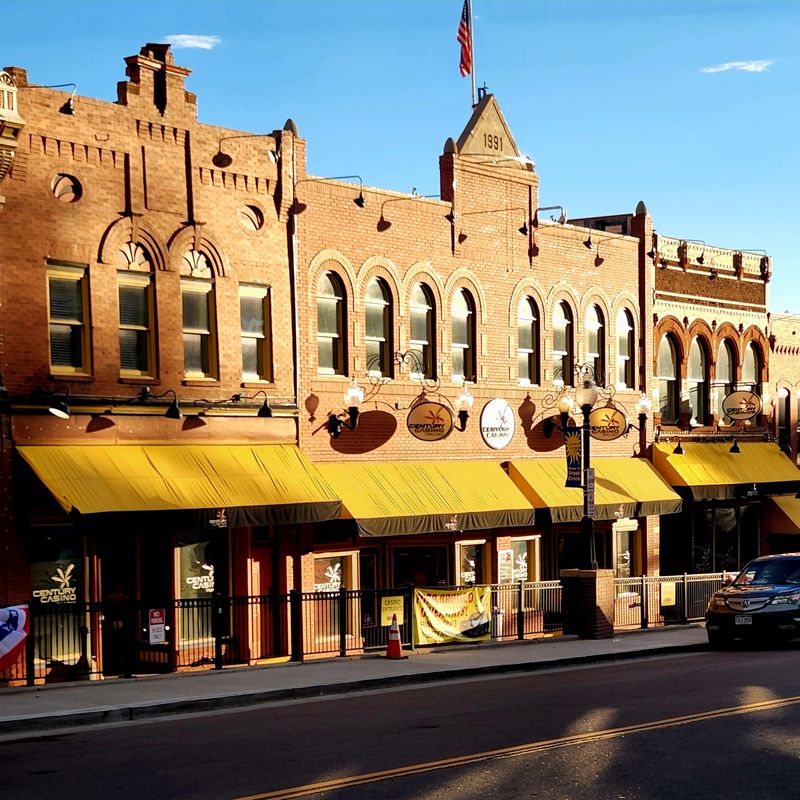 Bennet Avenue Stroll