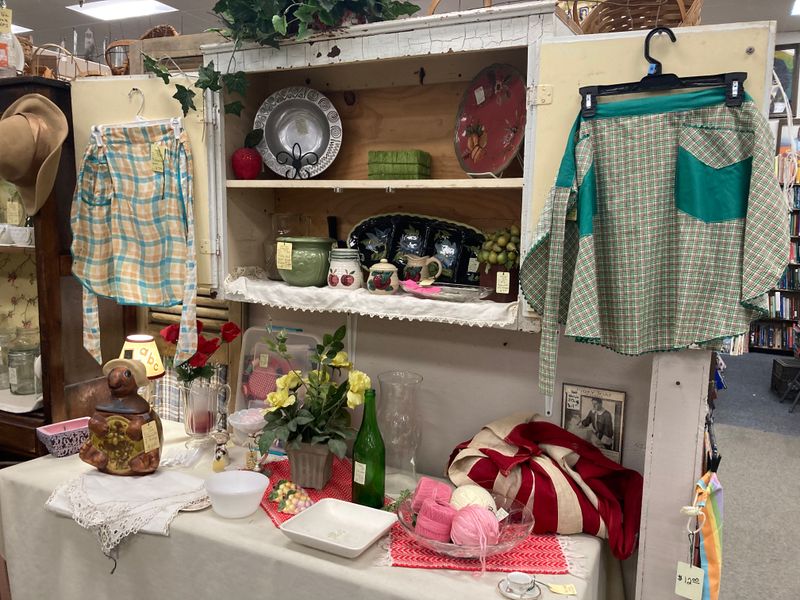 Pet-Friendly Shopping