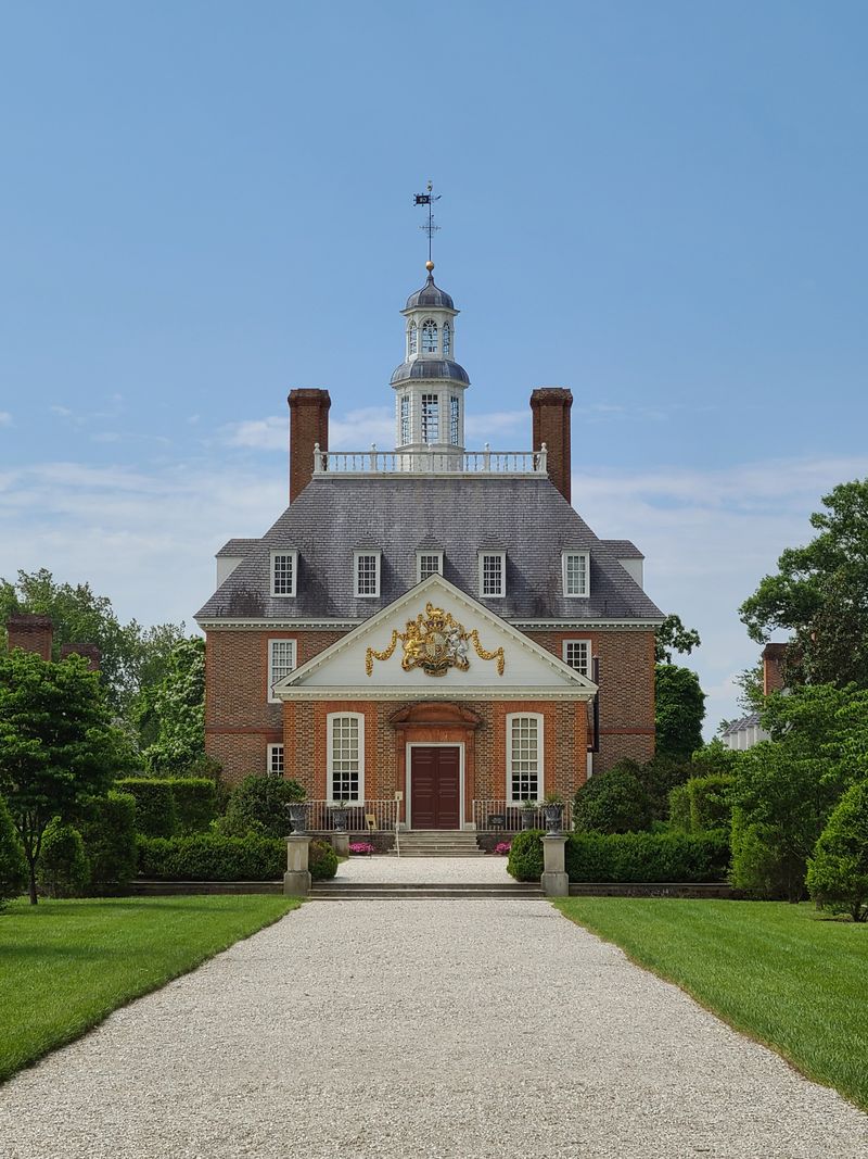 Visiting Williamsburg Today: Experiencing the Past in the Present