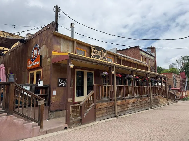 Location and that perfect road-trip timing