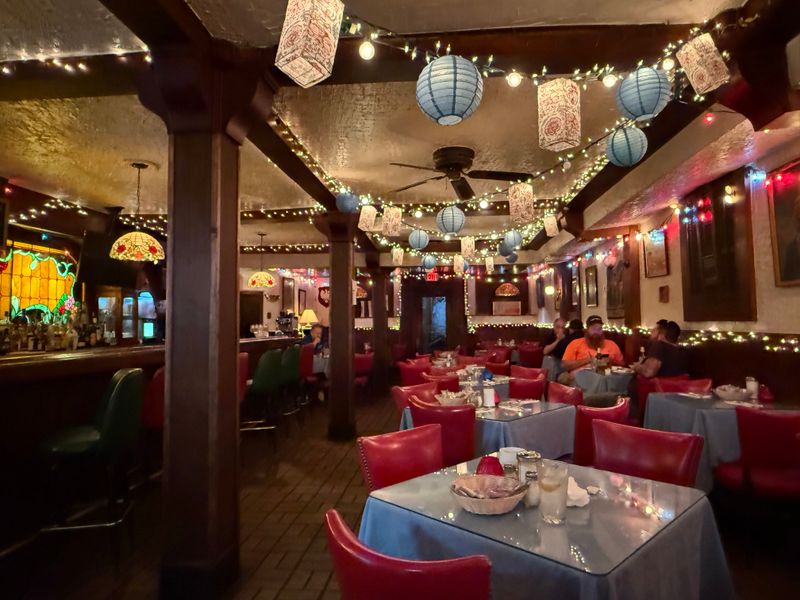 The Cellar Atmosphere