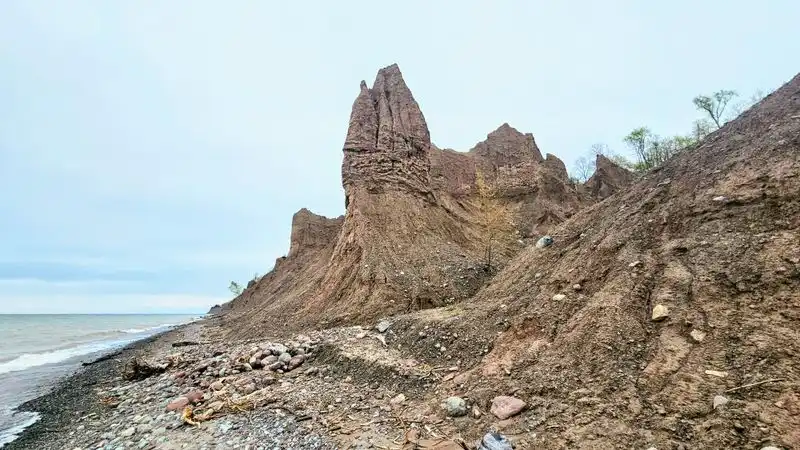 The Bluff Trail Experience