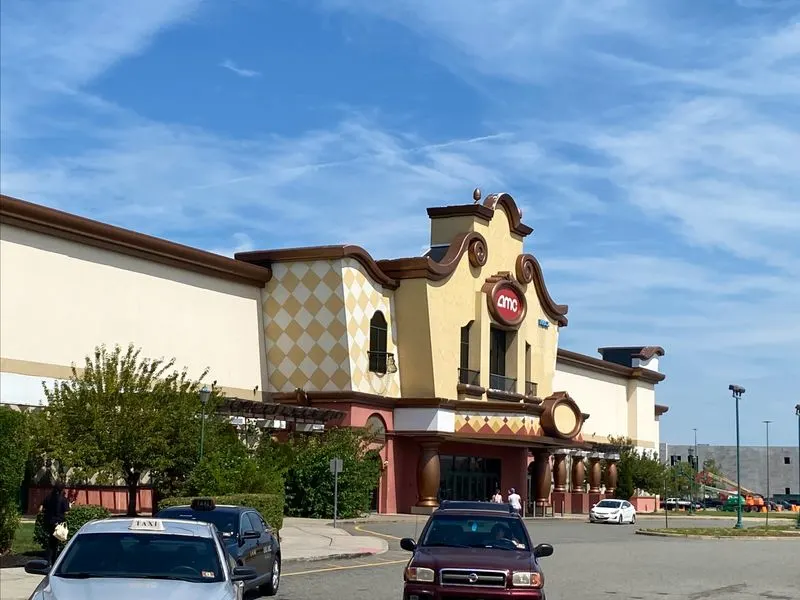 Transit, Parking, and Time-Saving Hacks