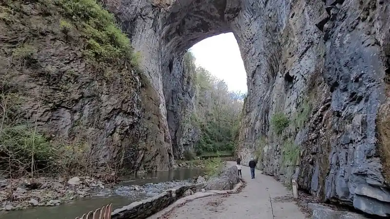 Natural Bridge State Park