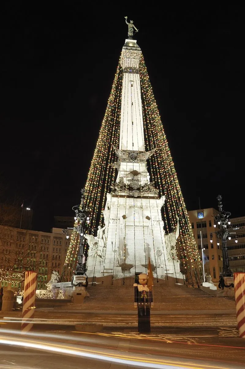Monument Circle Tree, Indianapolis