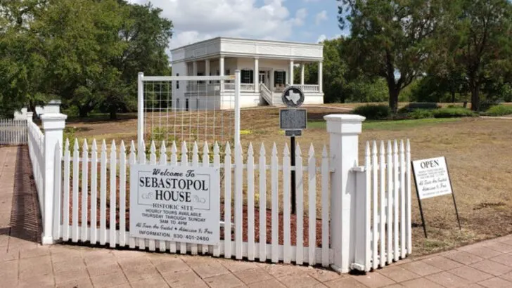 An affordable Texas city between San Antonio and Houston where a pretty downtown meets gentle river views