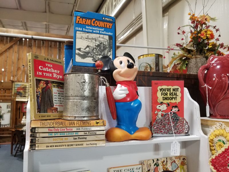 The Red Barn Antique Market, Harrisonburg