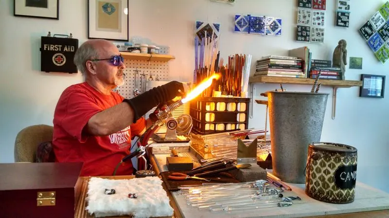 Local Makers and Art