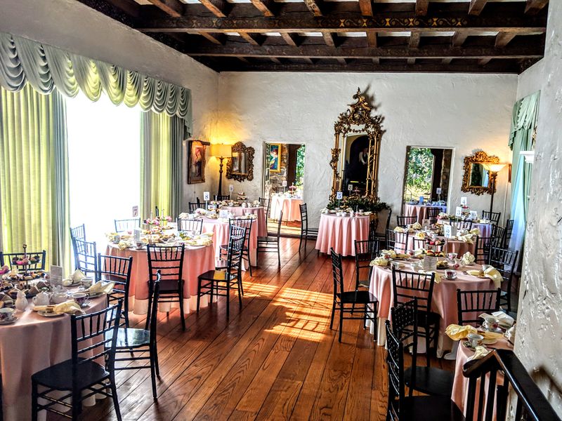 Ceremony Spaces and Scenic Backdrops