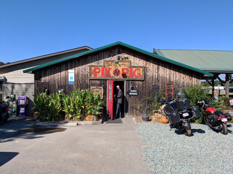 Pik-N-Pig (Carthage)